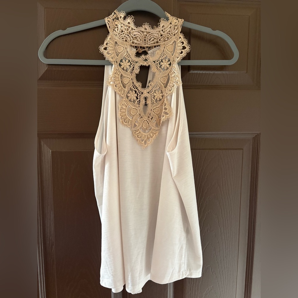 3/$15 Suzy Shier Ivory Sleeveless Blouse